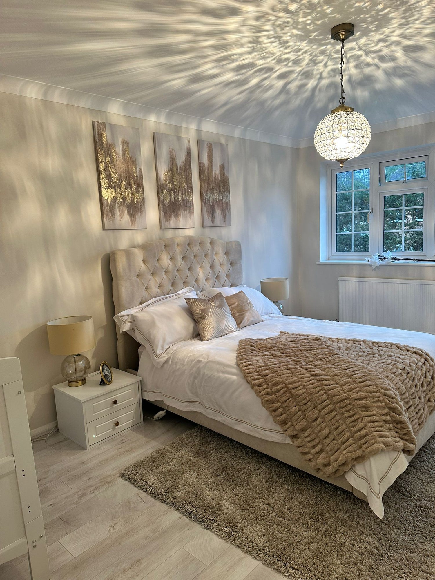 Royal Chesterfield Bed