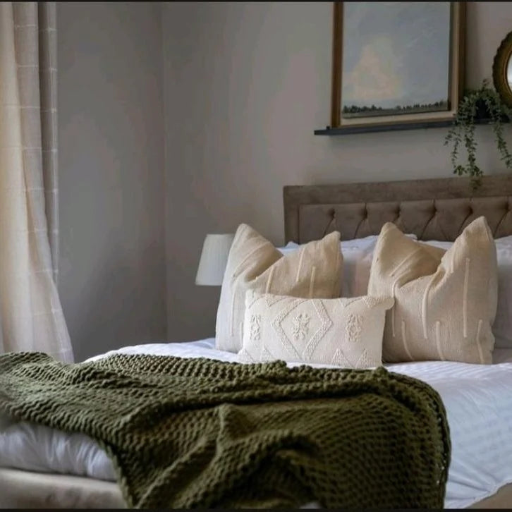Monaco Bordered Chesterfield "Ottoman" Frame & Mattress Package